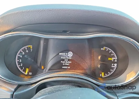 2020 Jeep Grand Cherokee Laredo z USA, uszkodzony, nr VIN 1C4RJFAG6LC196984